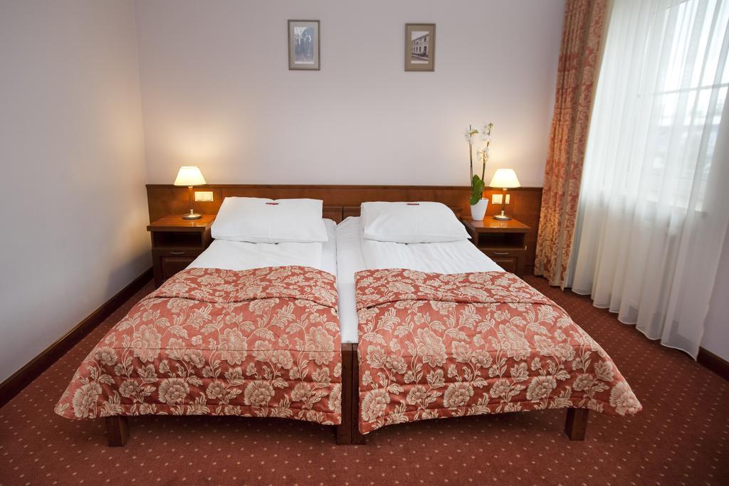 Eurohotel Swarzędz Kültér fotó